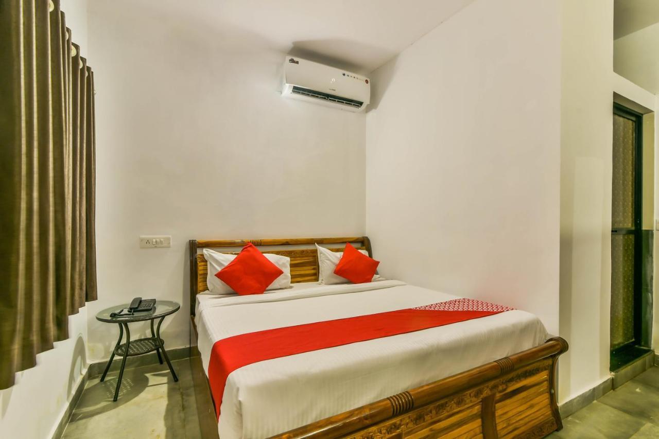 Hotel Collection O 15487 Ashoka King à Mandrem Extérieur photo